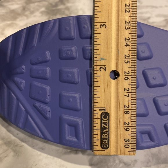 Slip on Shoes - Picture 7 of 8